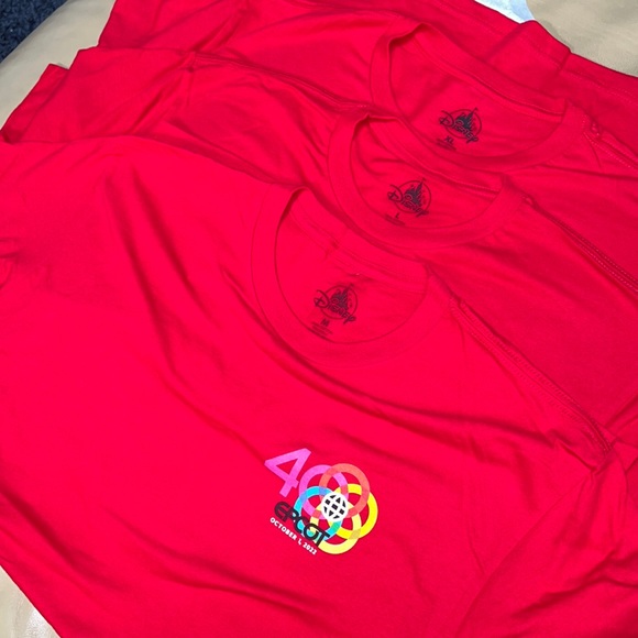 Disney Parks Epcot 40th Anniversary T-Shirt October 1, 2022 Limited Edition!! - Picture 11 of 12
